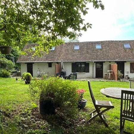 Gites Du Bois Des Perruches Saint-Vincent-des-Bois Exterior foto